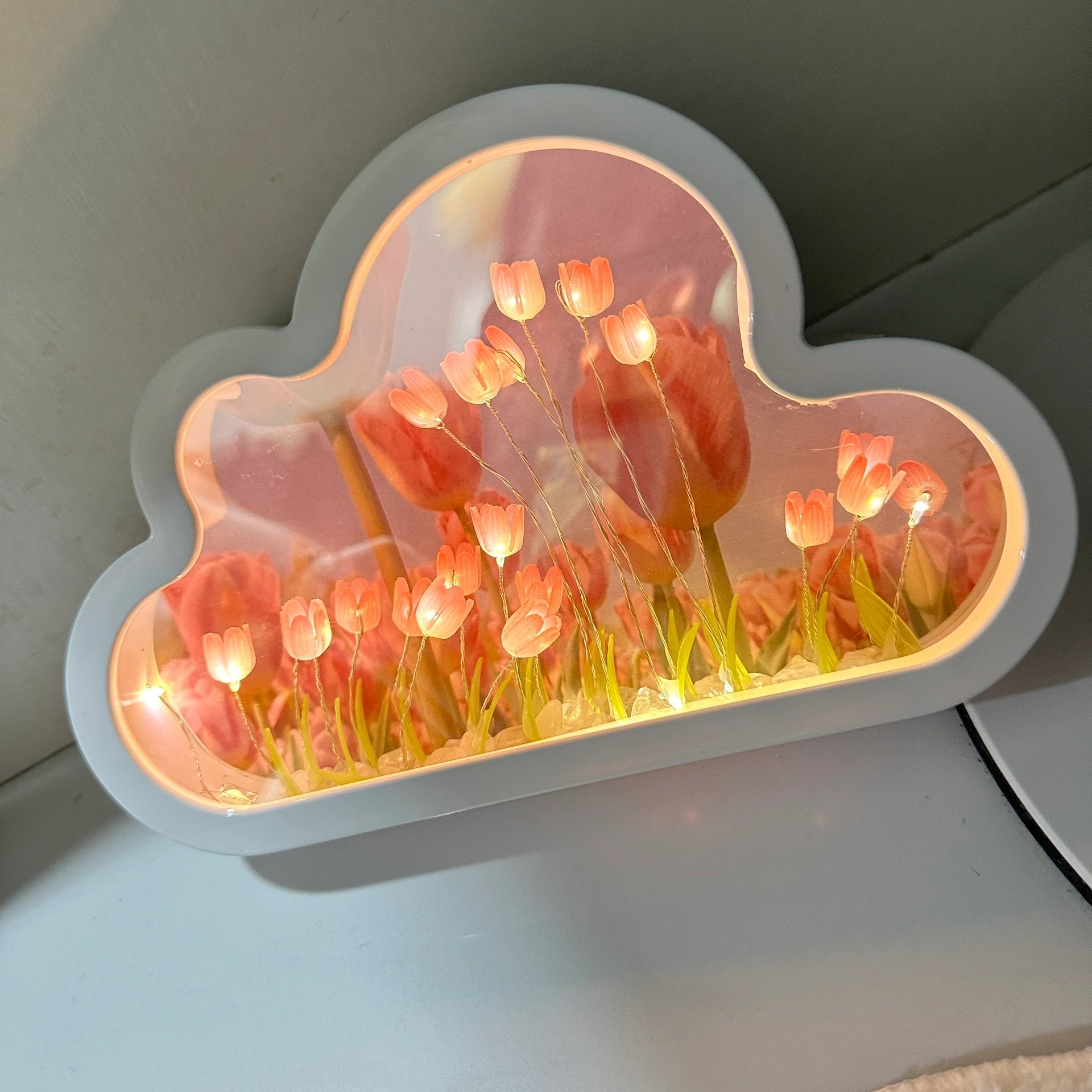 TulLight - DIY Tulip Cloud Light with Three-dimensional effect