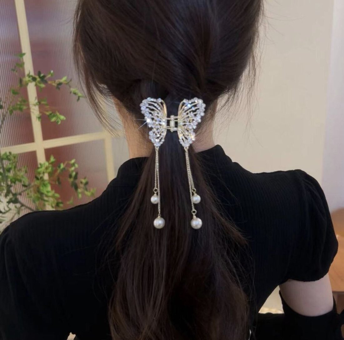 Beautiful and Elegant Butterfly Hairpin