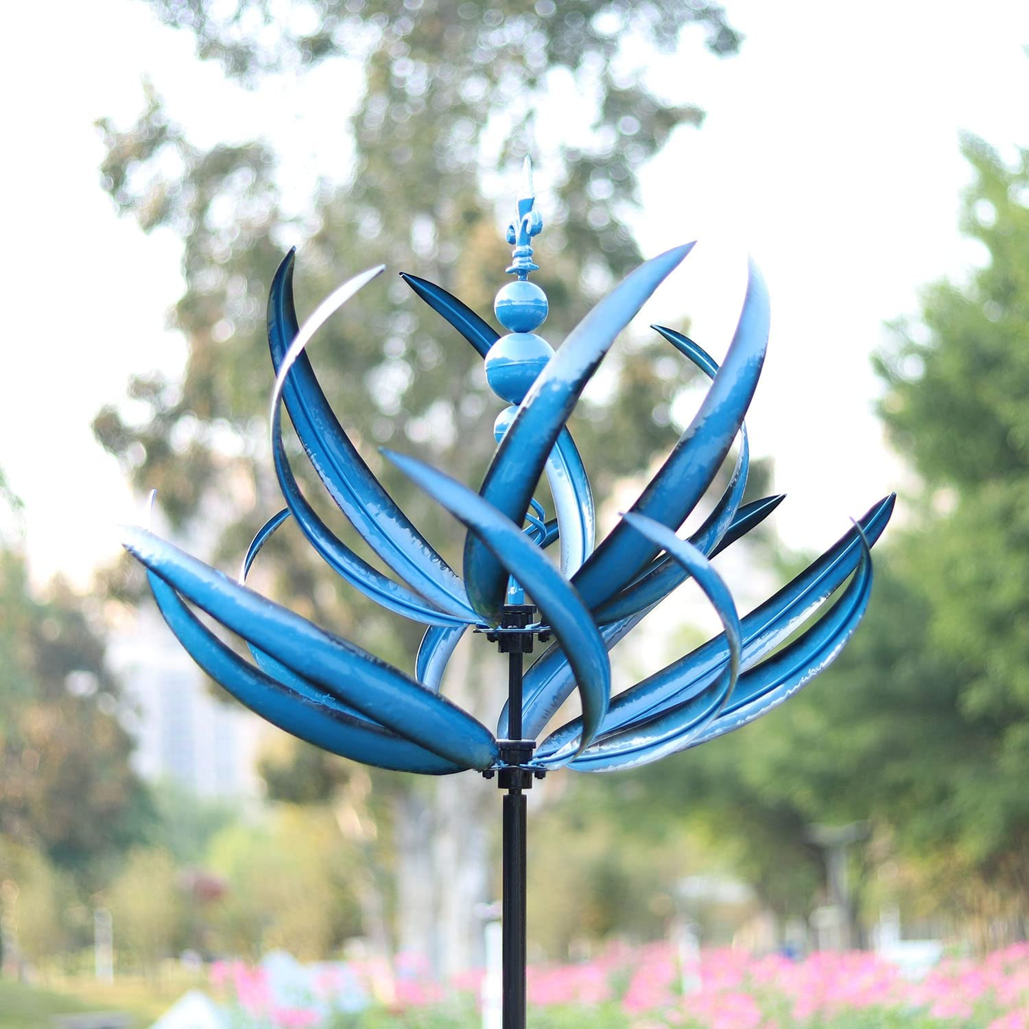 Dracaena Metal Wind Spinner (Two colors)