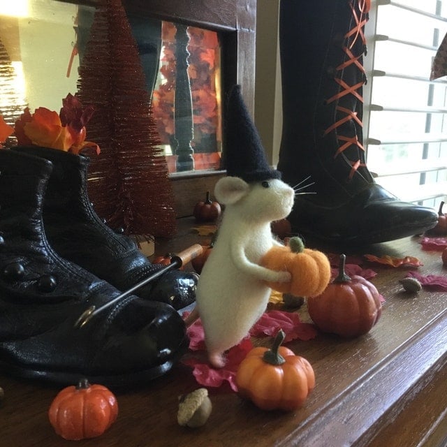 (Handmade, Limited Quantity) Halloween Mouse With A Pumpkin- BUY 3 GET 20% Off