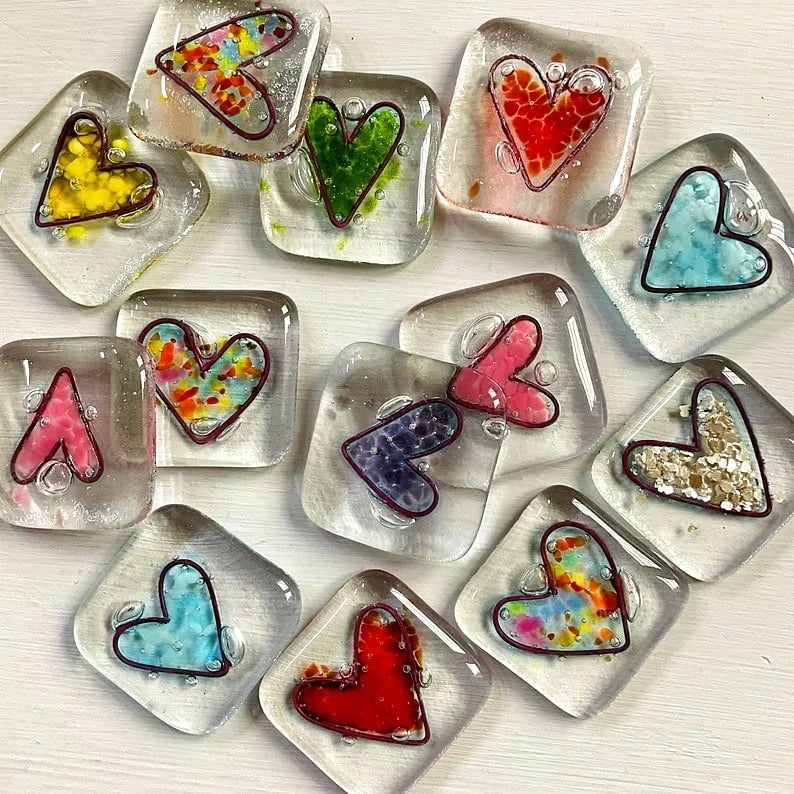 Last day 70% OFF-Fused Glass Heart Pocket Token