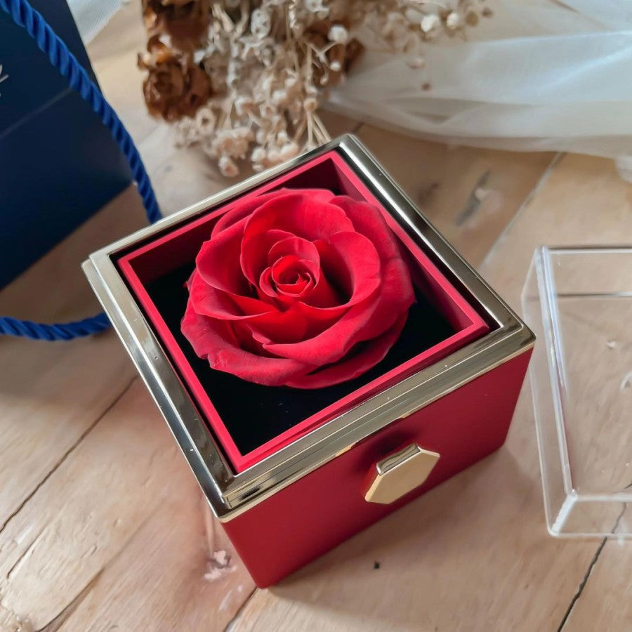 Preserved Rose Promise Ring Box