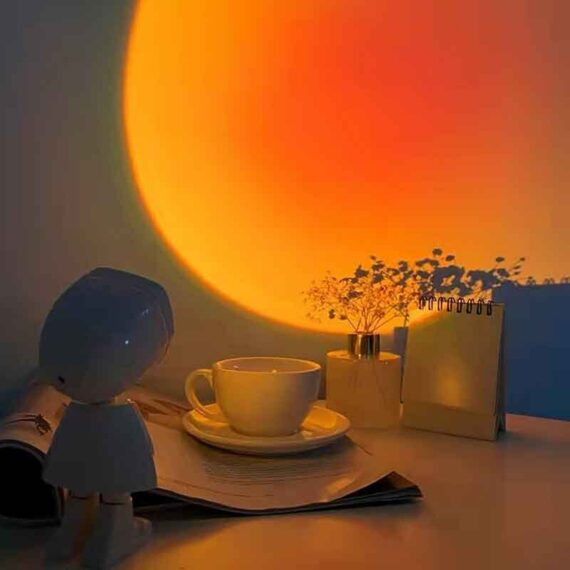 Astronaut's Night Illusion - Sunset Lamp