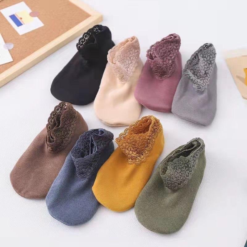 Autumn / Winter Fashion Lace Socks (One Size Fit All)