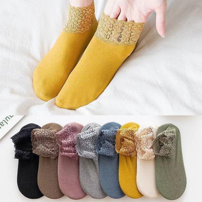 Autumn / Winter Fashion Lace Socks (One Size Fit All)