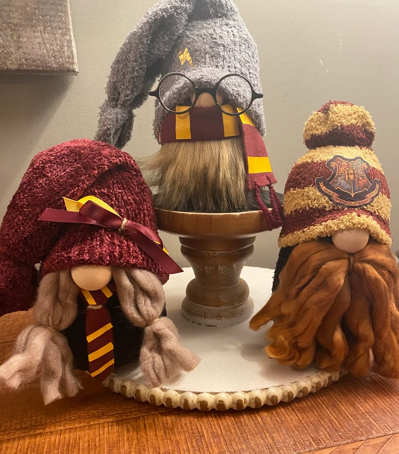 Hogwarts Theme Gnome Set, Potter, Granger,Weasley