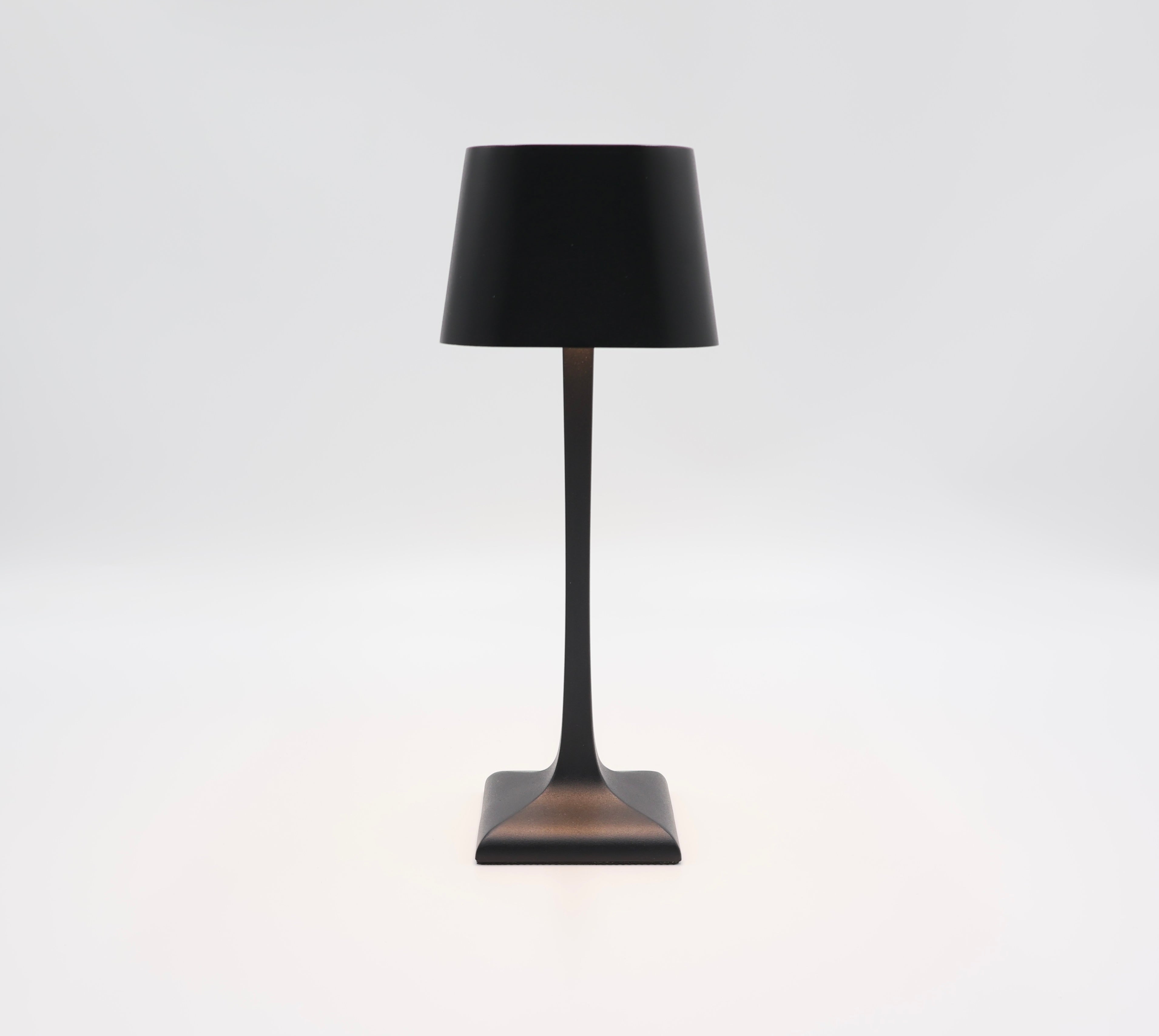 ISEO: Italian Designer Lamp