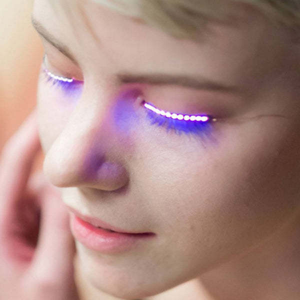 LED FLASHING EYELASHES