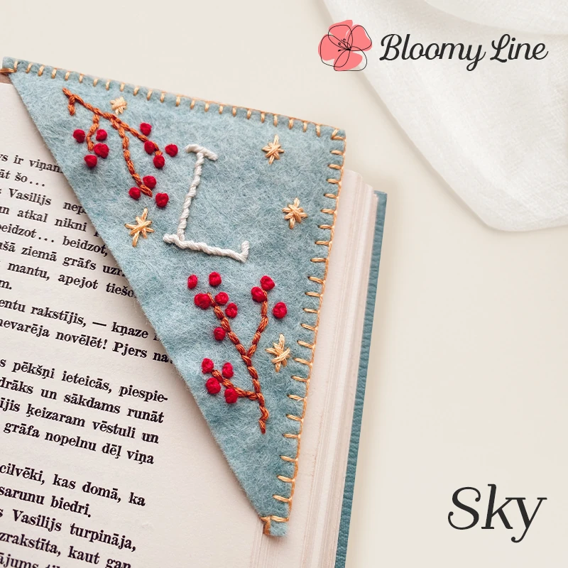 Bloomy Line - LAST DAY 70% OFF - Personalized Hand Embroidered Corner Bookmark