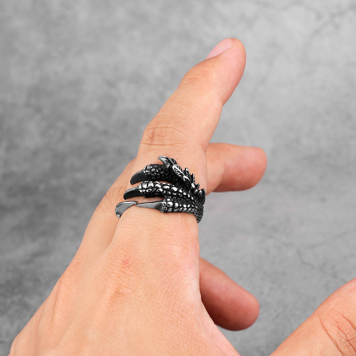 Bosmoth - Dragon Claw Ring