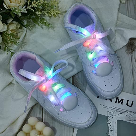 Buy 2 get 2 free - LED Flashing Shoestrings