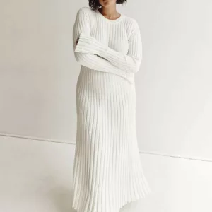 Crew Neck Sleeved Knit Midi Dress