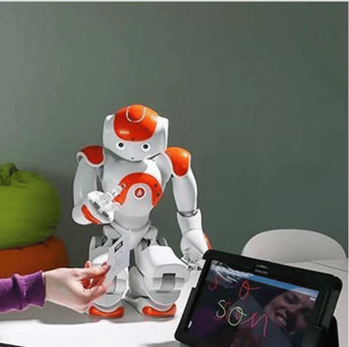 Early Christmas Sale - 49% OFF - Gesture Sensing Smart Robot