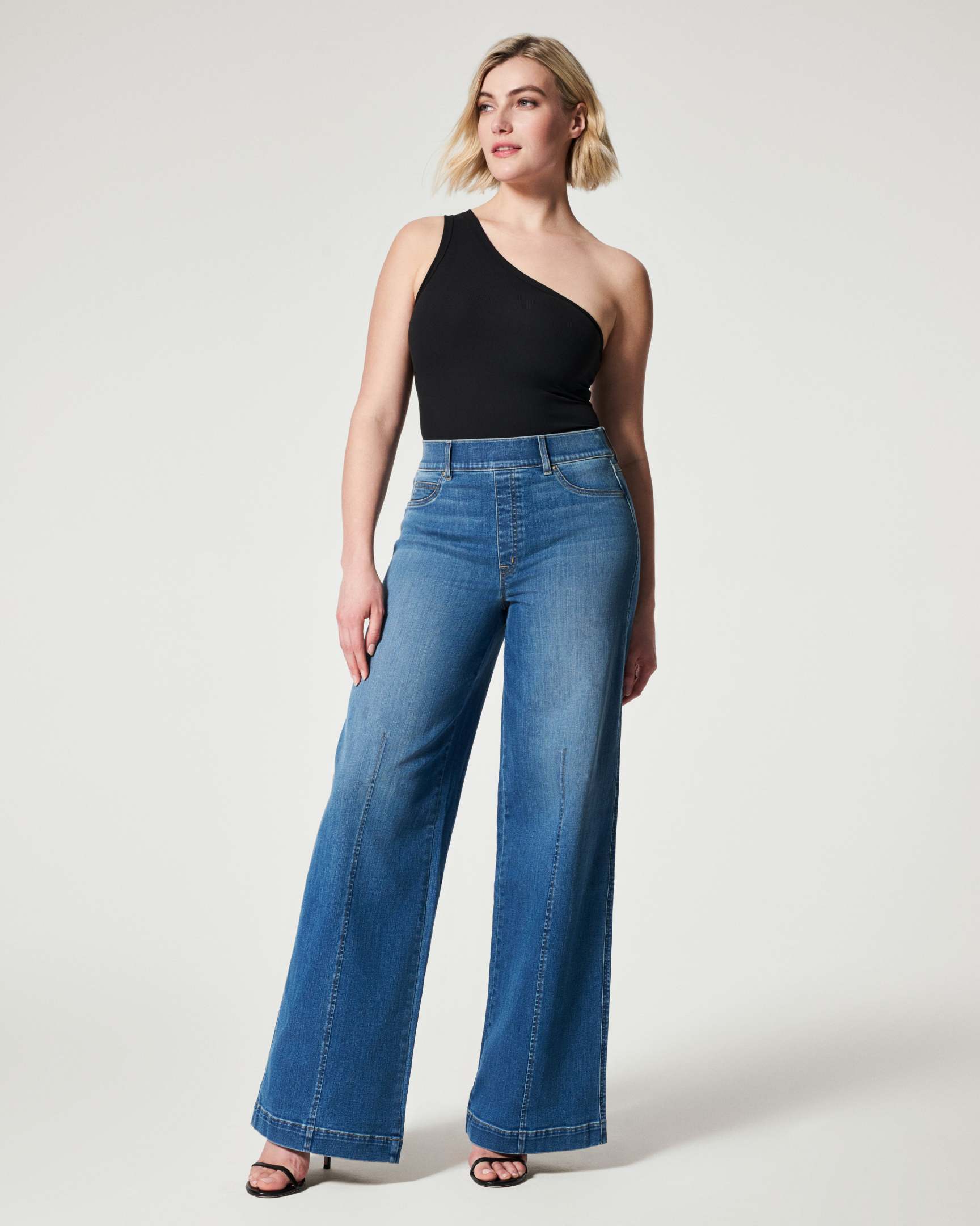 Seamed Front Wide Leg Jeans