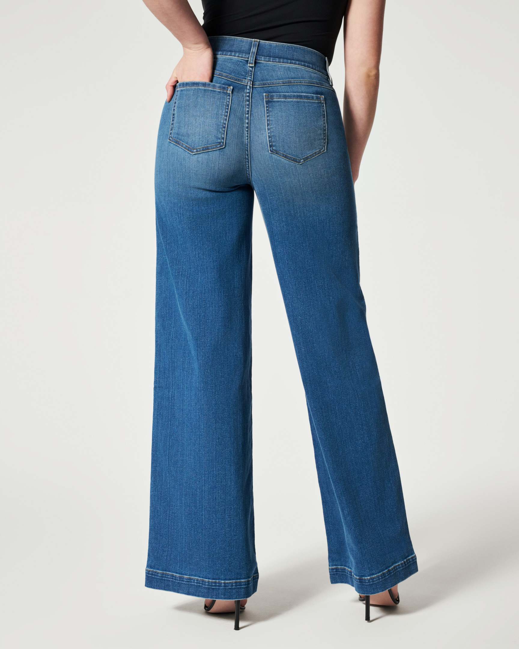 Seamed Front Wide Leg Jeans