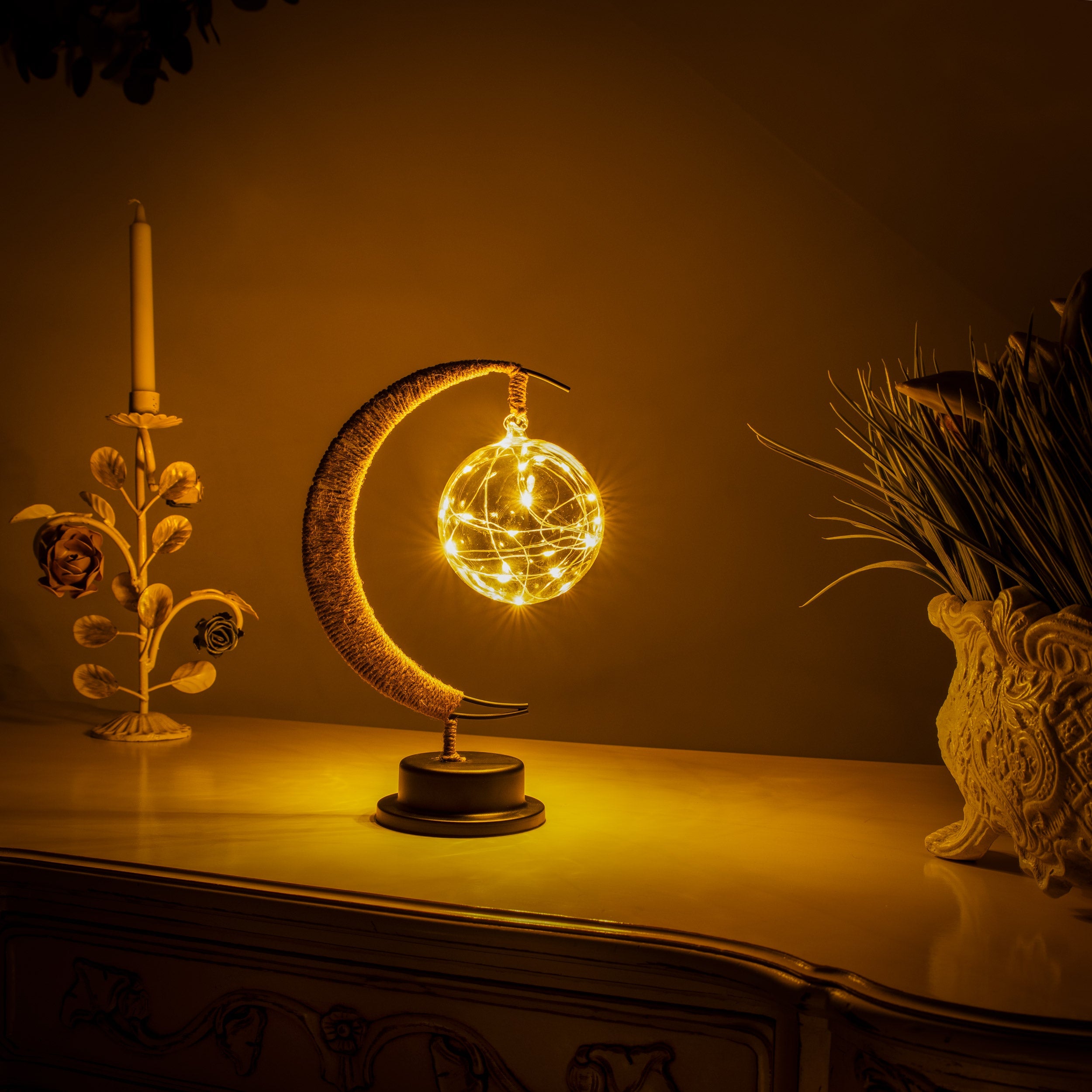 Soothing Lunar Lamp