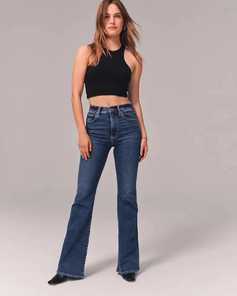 Stretched flared jeans high waist