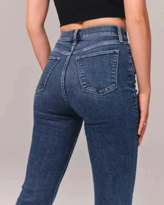 Stretched flared jeans high waist