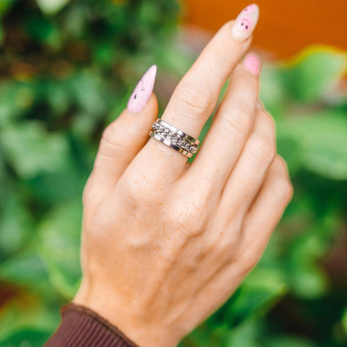 Subtle and Stylish Chain Link Ring (unisex)