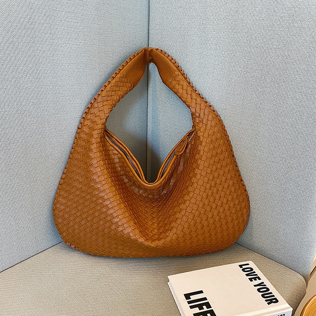 The Seleva Woven Bag