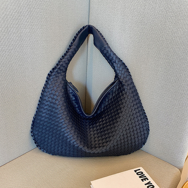 The Seleva Woven Bag