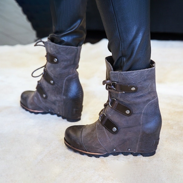 Women Lace Up Wedge Mid Winter Boots