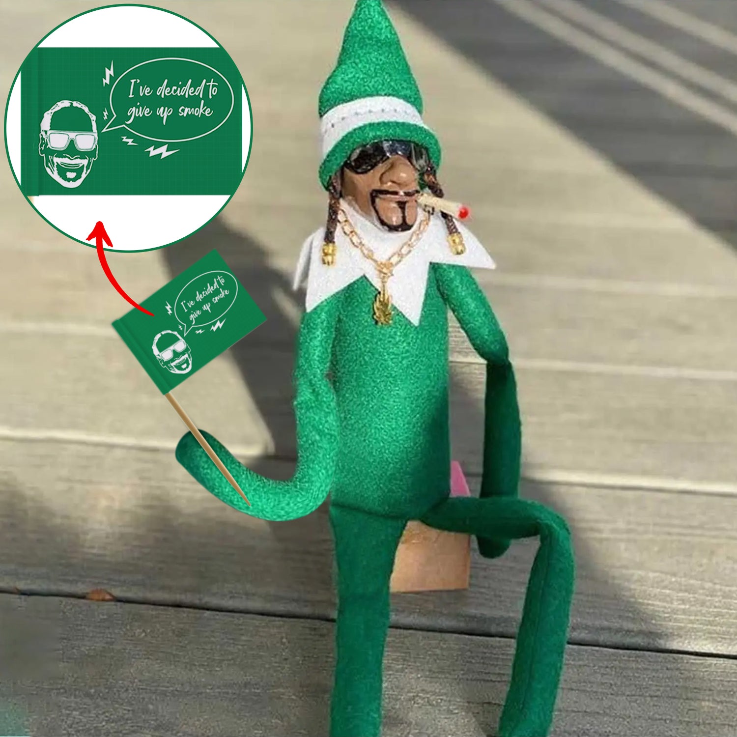 (BLACK FRIDAY UP TO 50% OFF) Snoop On A Stoop Christmas Elf Doll