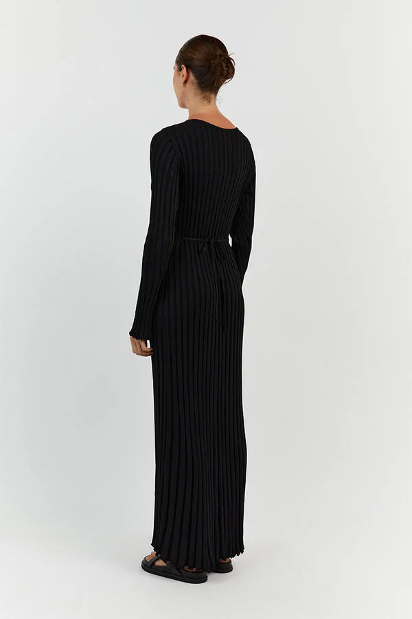 Crew Neck Sleeved Knit Midi Dress