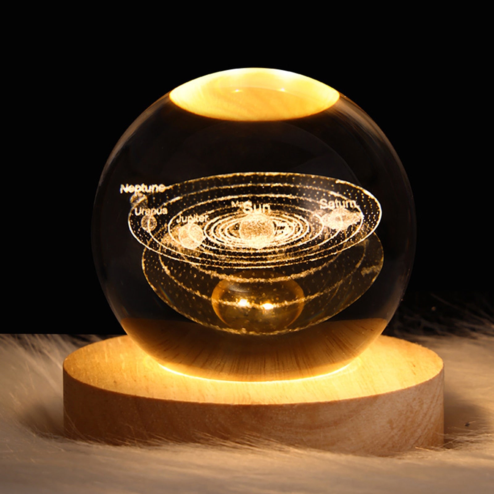 Lunoria Crystal Ball