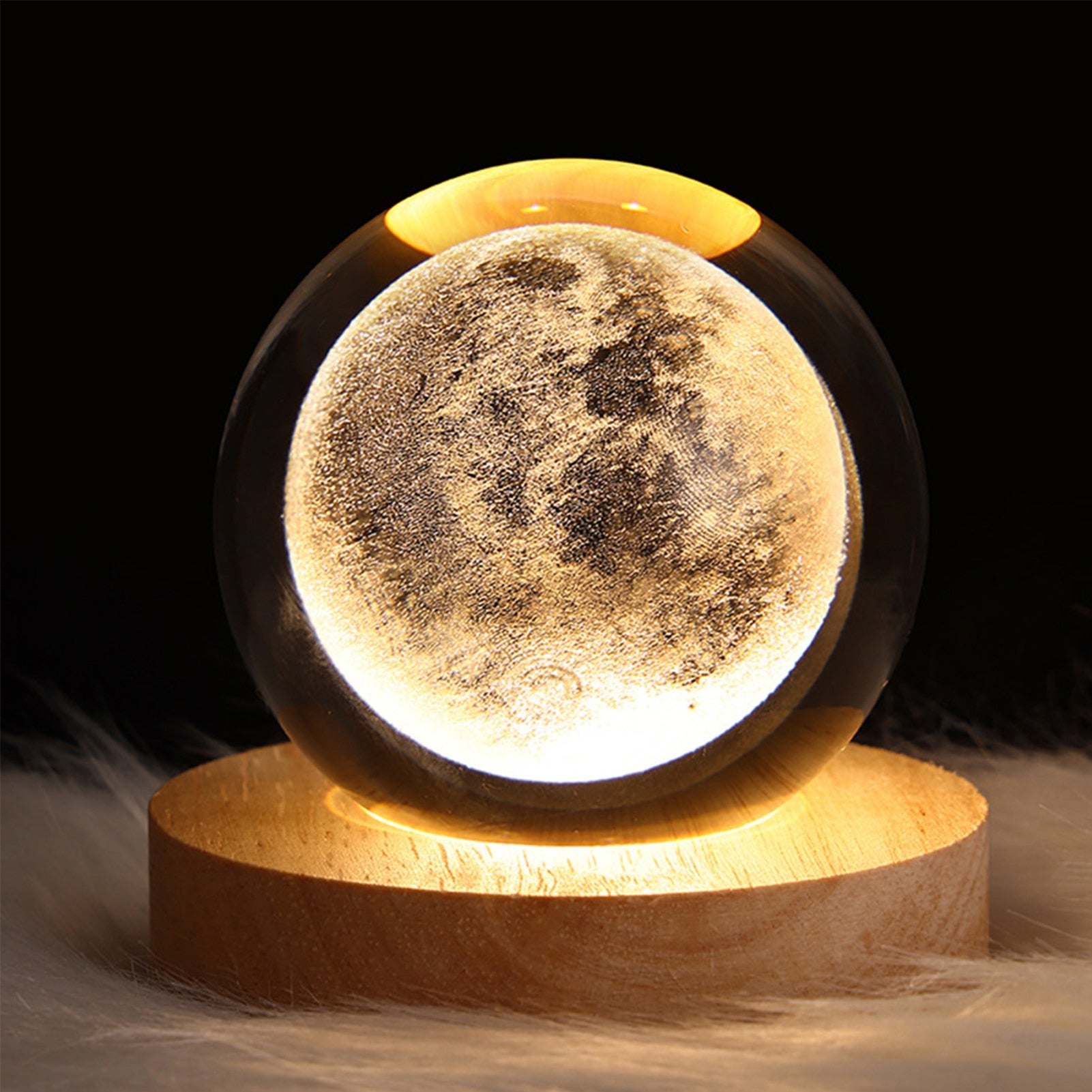 Lunoria Crystal Ball