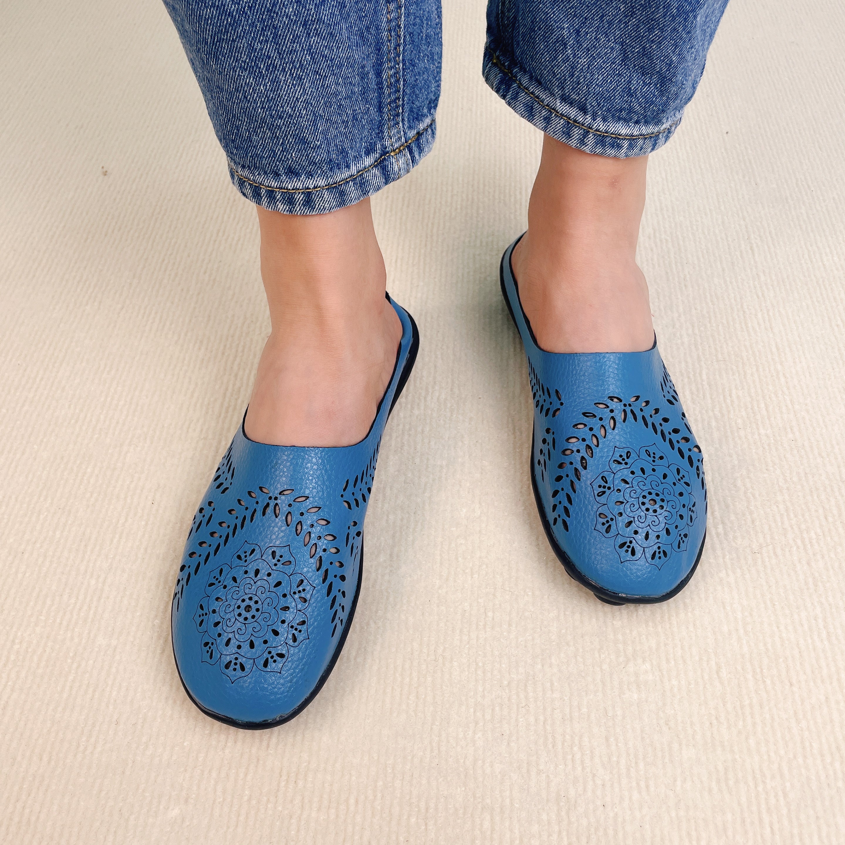 Owlkay Casual All-match Hollow Slippers