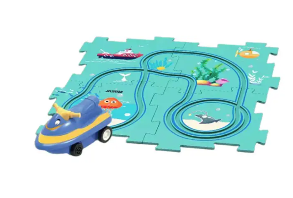 PuzzleRaceway Kids Car Track Set