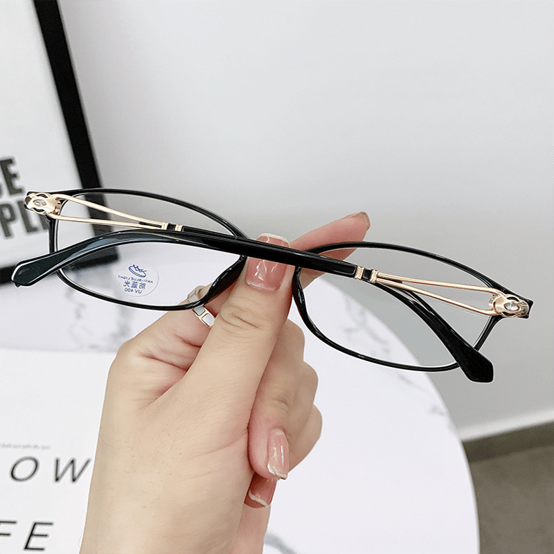 2023-Christmas Hot Sale - WOMEN'S FASHION LIGHTWEIGHT METAL ANTI-BLUE LIGHT READING GLASSES