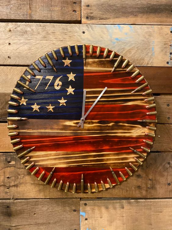 Orbmno Handmade 1776 American Flag Clock