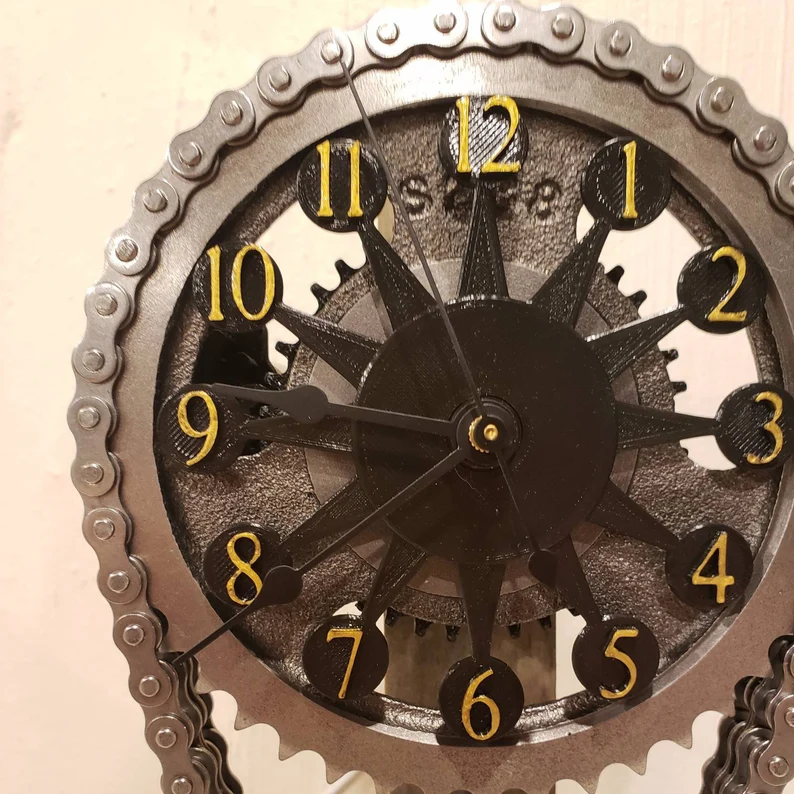 Orbmno Handmade Motorized Rotating Chain Clock