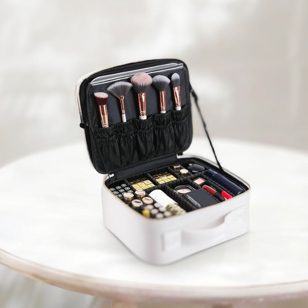 Lumina Beauty Case