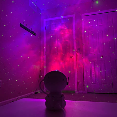 VIRAL ASTRONAUT GALAXY PROJECTOR