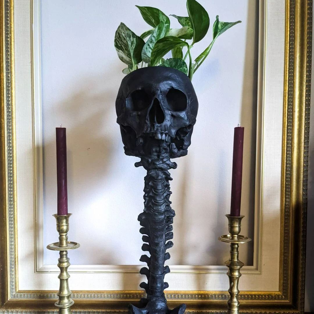 LAST DAY 70% OFF - Skeleton Spine Stand Planter