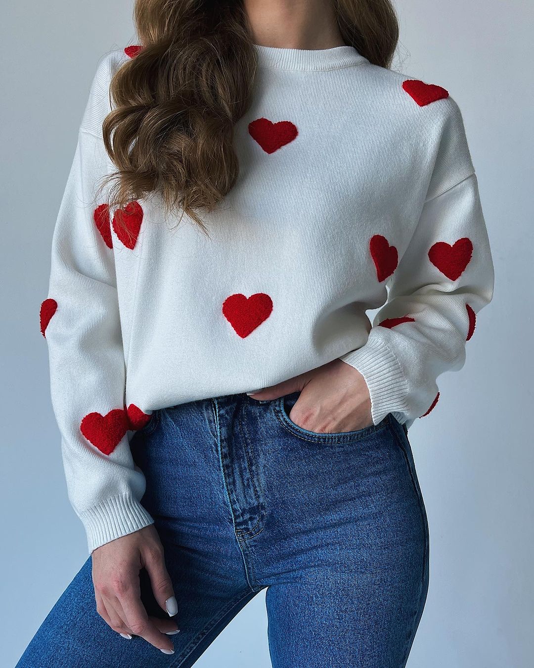 Oversized Hearts Embroidered pullover "Lisa"