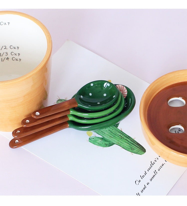 Prickly Cacti Measuring Set