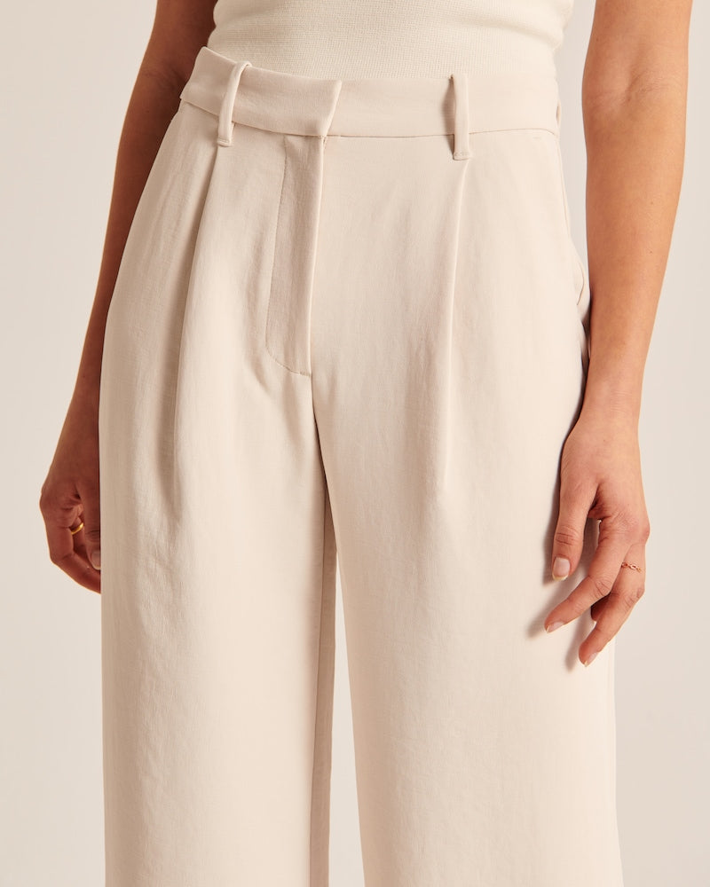 Wide-Leg Tailored Pants