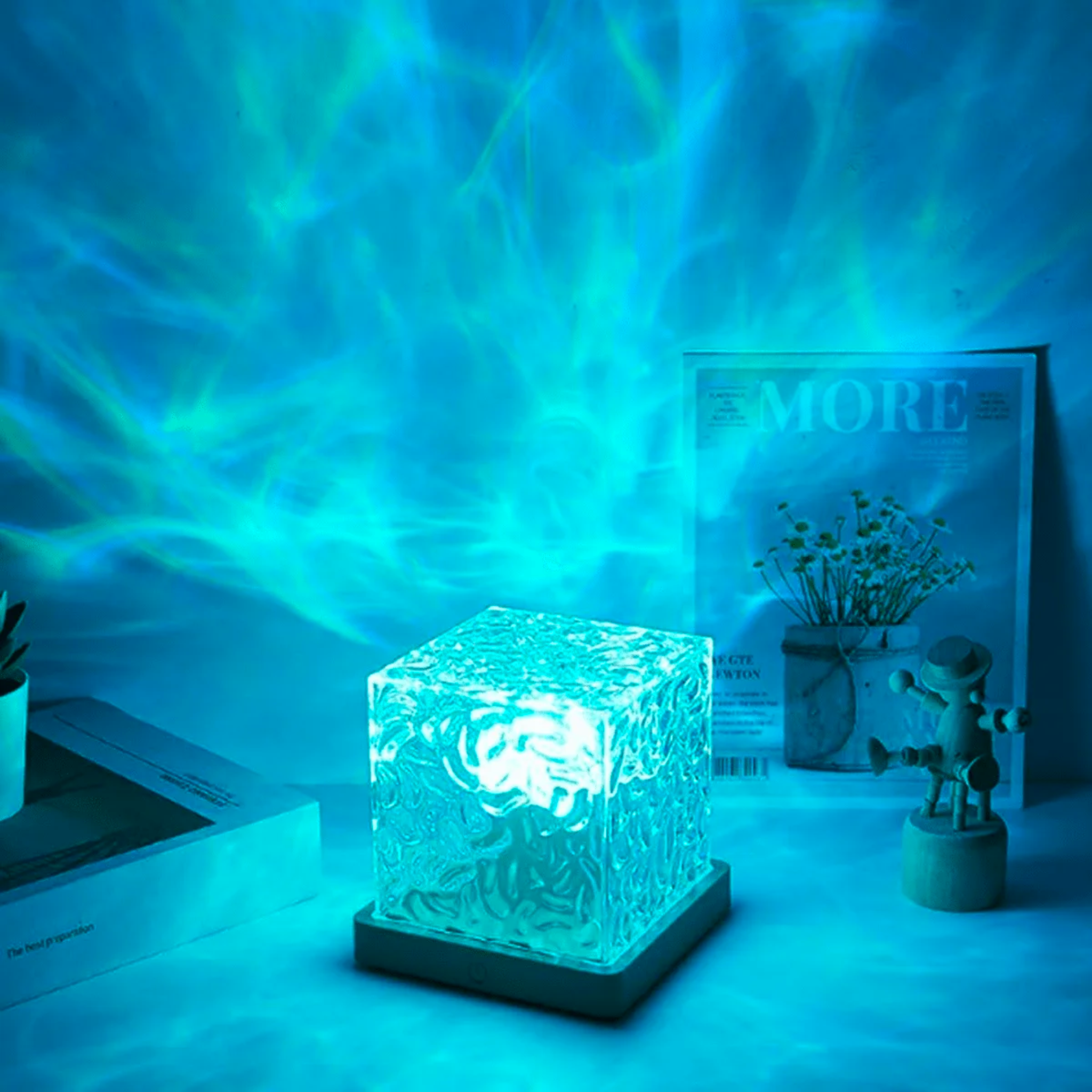 Aurora Dreams - Northern Lights Lamp