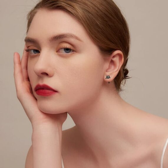 caty earrings