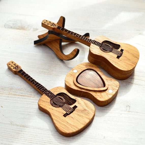 LAST DAY 49% OFF - Wooden Acoustic Guitar Pick Box