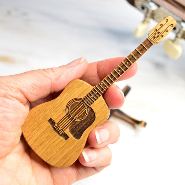 LAST DAY 49% OFF - Wooden Acoustic Guitar Pick Box