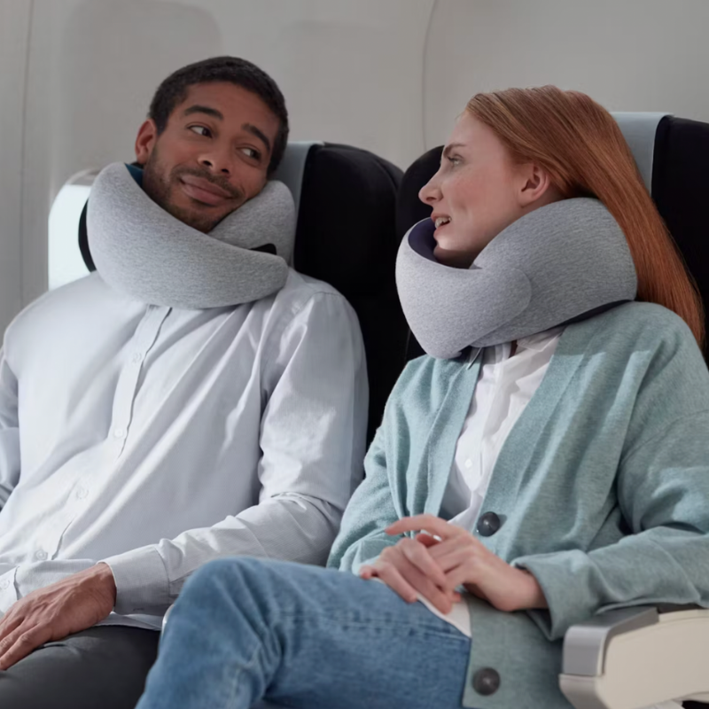 RestErgo Ostrich Pillow: Stillness at 35000 feet