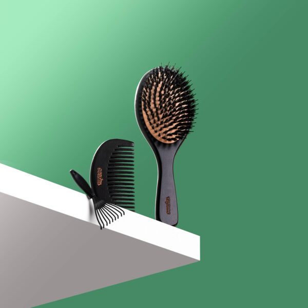 No Shampoo Hair Brush