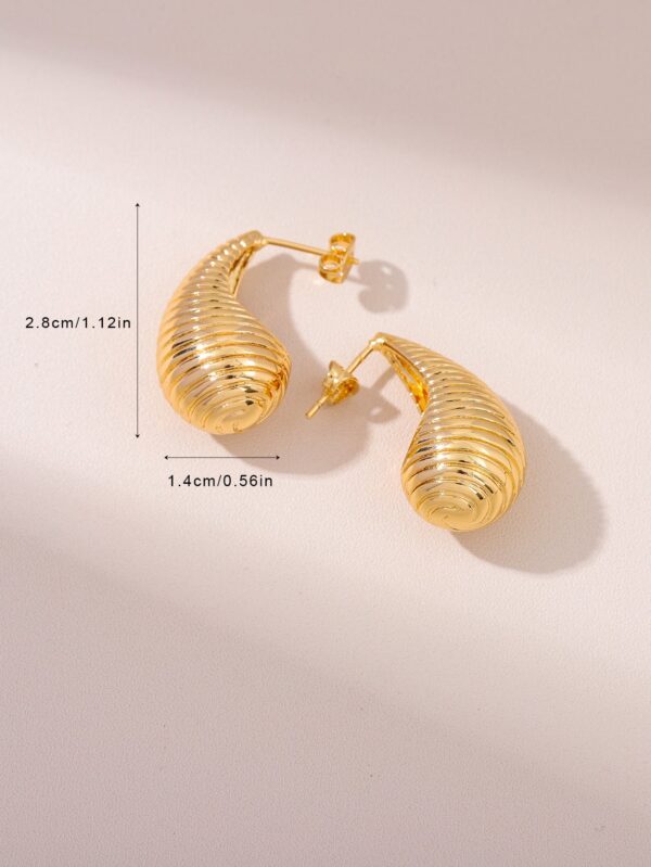 18K Gold Drop Style Earrings