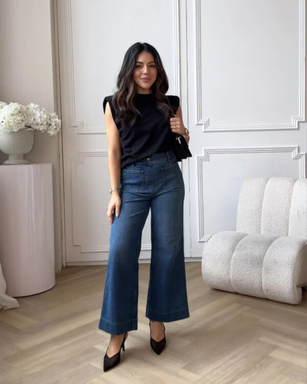 Cropped Wide-Leg Patch Pocket Jeans