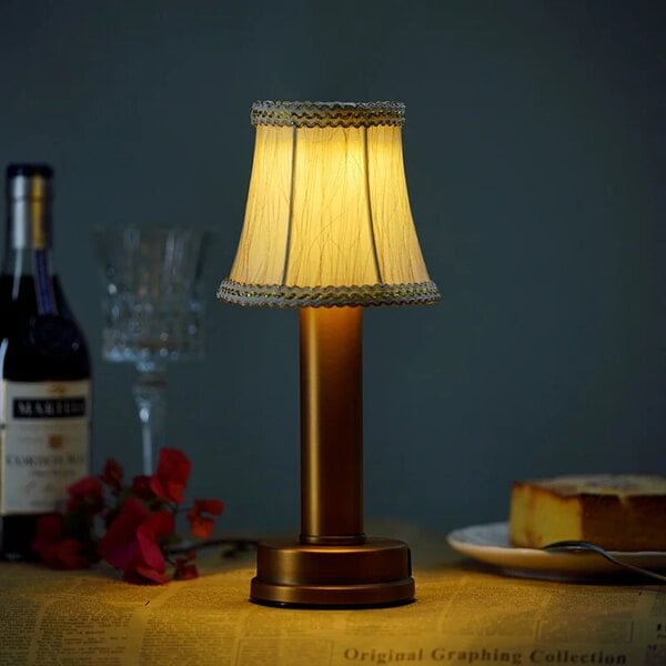 LED Silk Metal Table Lamp